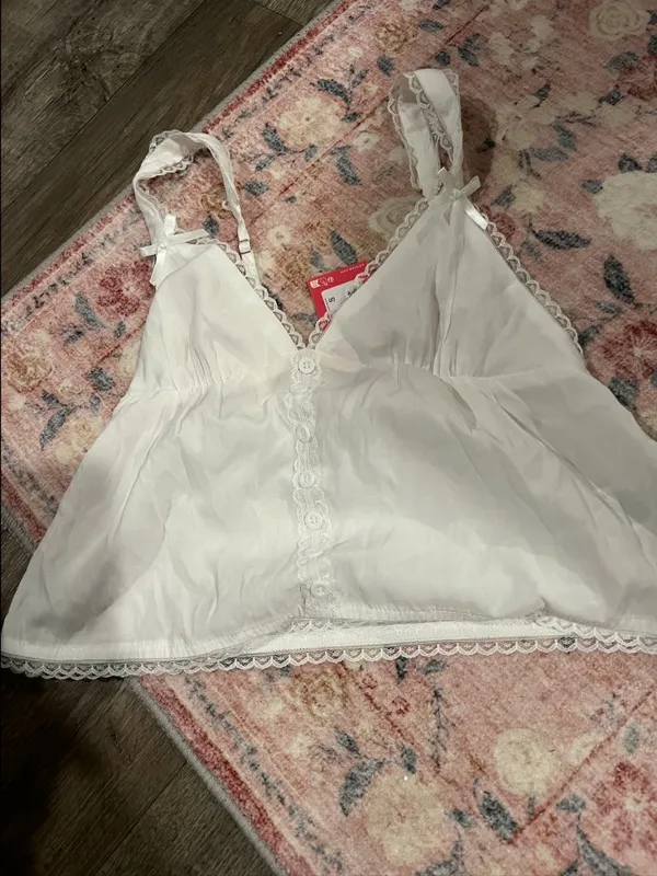 NWT Edikted‎ small white tank top - Image 3