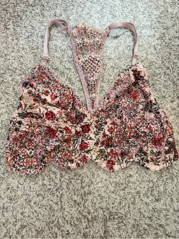 Victorias Secret Floral Lace Bralette in Blush Pink - Image 2