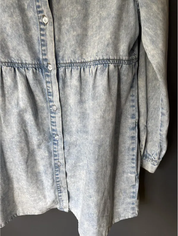 Light Wash Denim Button - Image 5