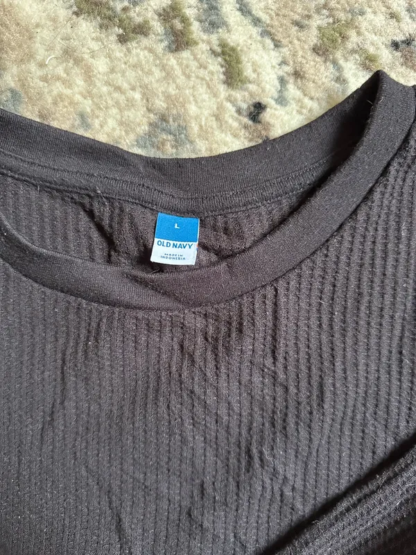 Old Navy Black Thermal Long Sleeve - Image 4