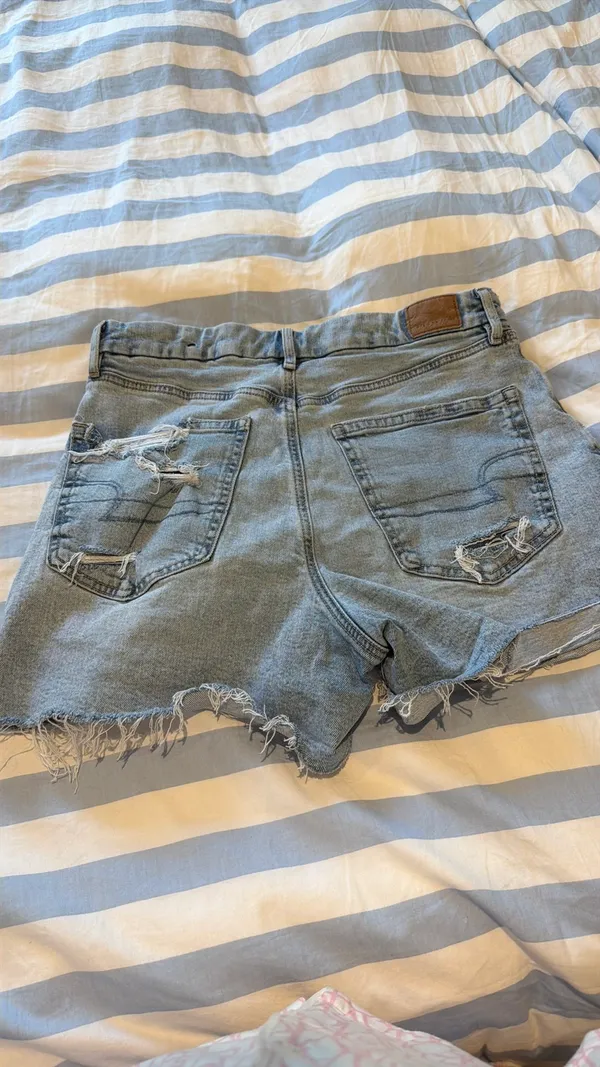 American Eagle Jeans - Image 2