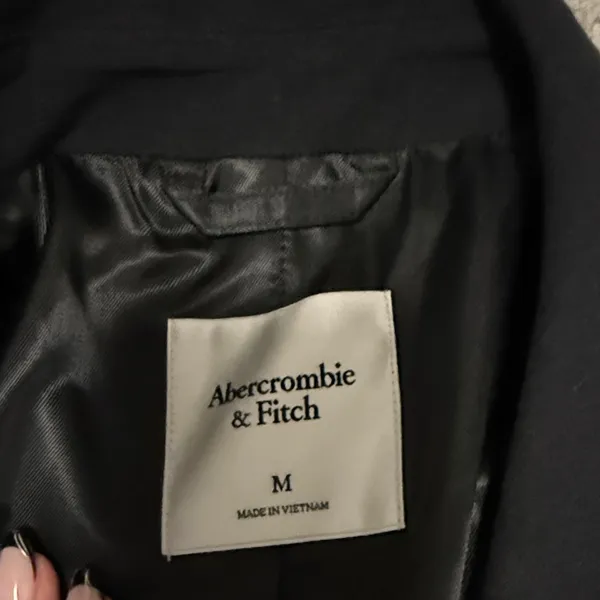 Abercrombie & Fitch Black Jacket - Image 2