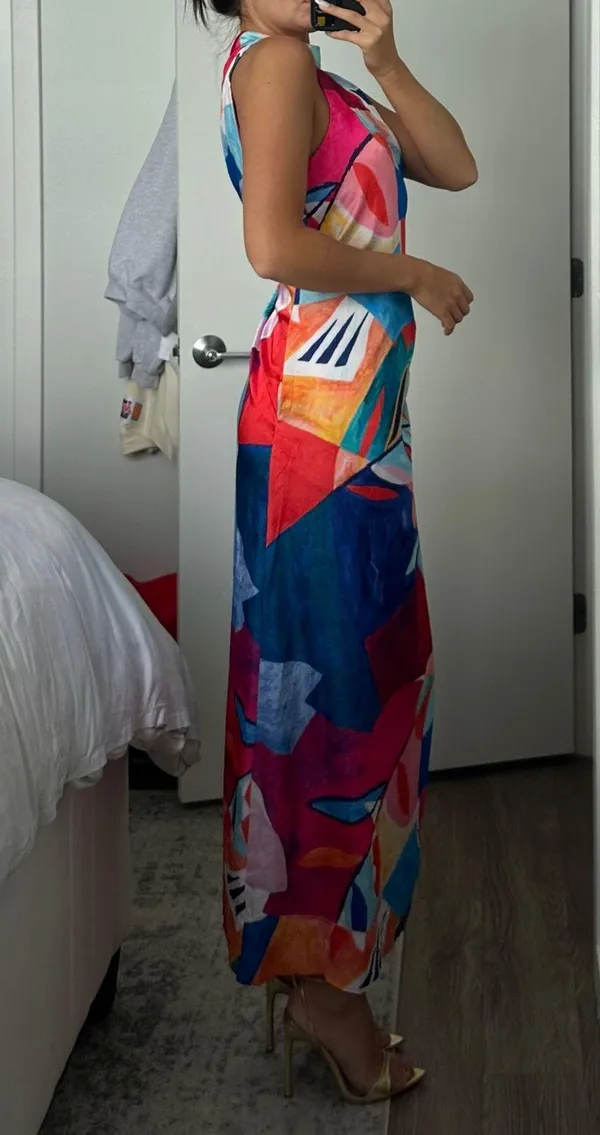 Stunning Gown - Image 4