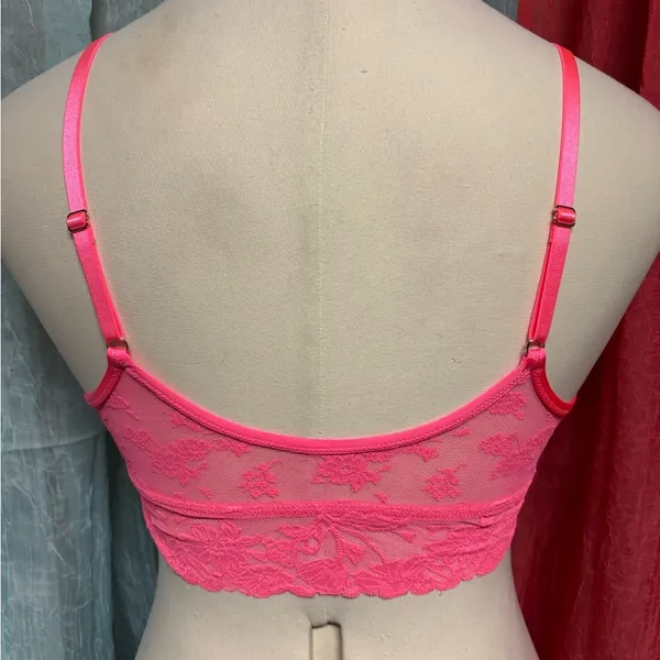 Aerie Lace Bralette in Vibrant Pink - Image 2