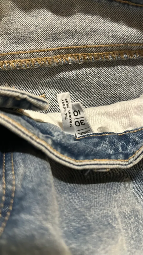 Jeans - Image 2
