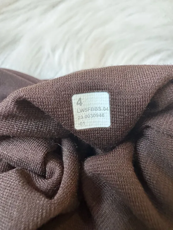 Lululemon Size 4 Align V-Waist Mini-Flare Pant in Espresso - Image 6