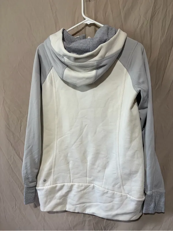 Lululemon thermal jacket - Image 2