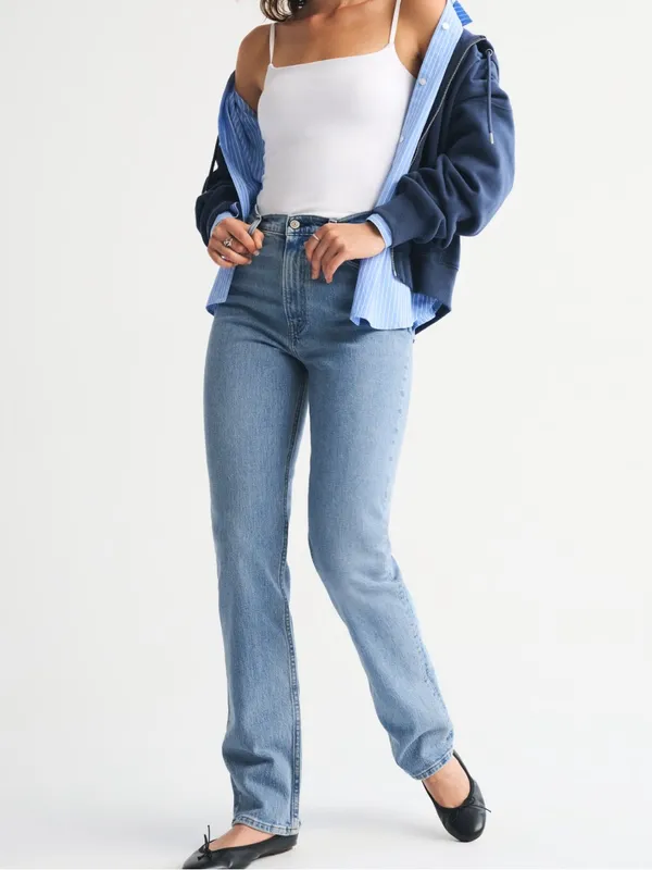 Abercrombie & Fitch the 90s slim straight ultra high rise jeans light wash 27/4 - Image 2