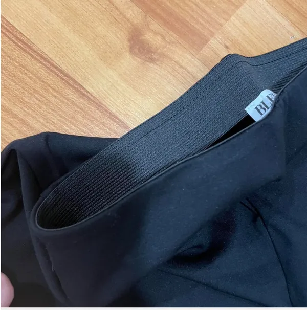 Black capri - Image 4