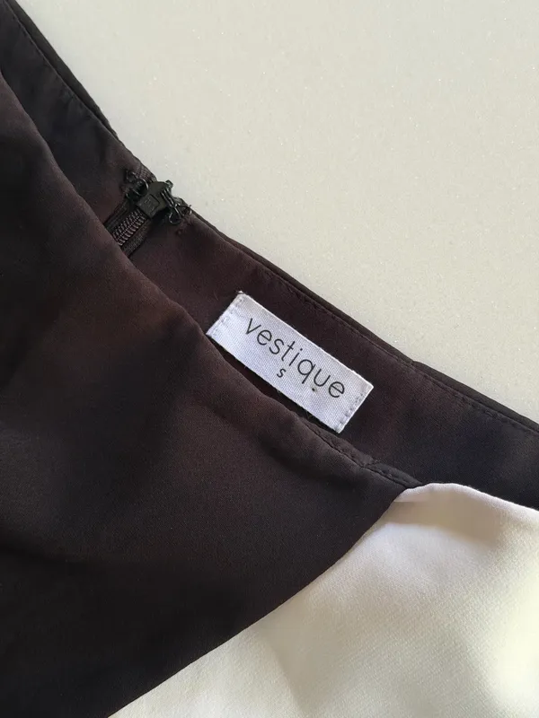 Vestique Black and White Skort  - Image 4