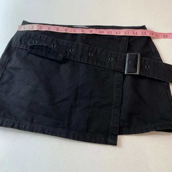Princess Polly Size 6 Black Belted Wrap Mini Skort Y2K Utility Skirt - Image 5