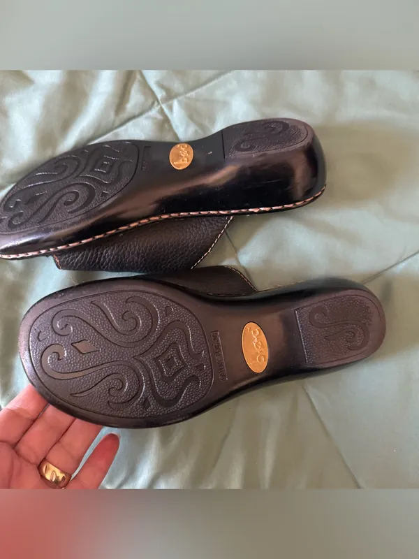BOC Women's Black Leather Slip-On Mules Sandals Size 7 - Image 6