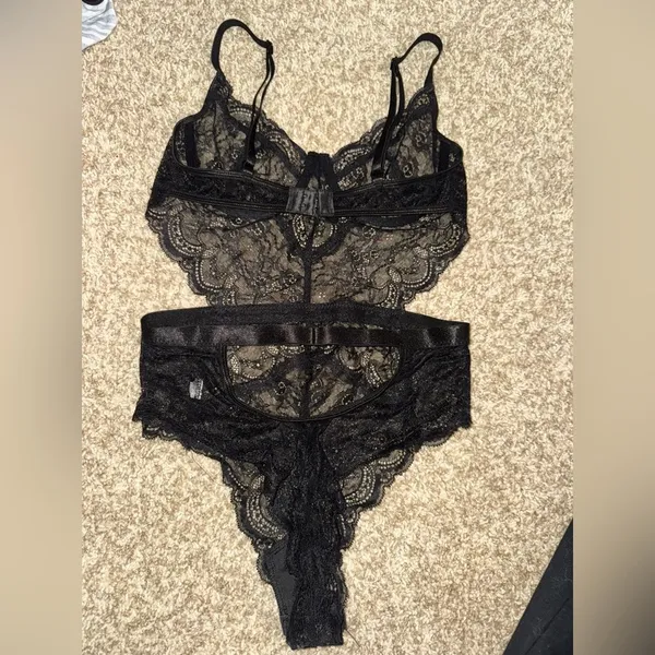 Amazon Black lace lingerie bodysuit - Image 2