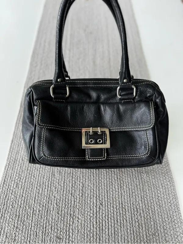 Vintage Y2K Wilson’s Leather Black Leather Purse with Oversized Silver Buckle - Image 3