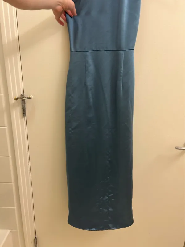 Revolve Dress Elliatt Cassini - Image 5