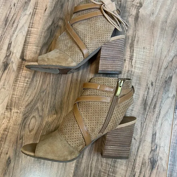 ‎Franco Sarto 7.5 shoes - Image 3