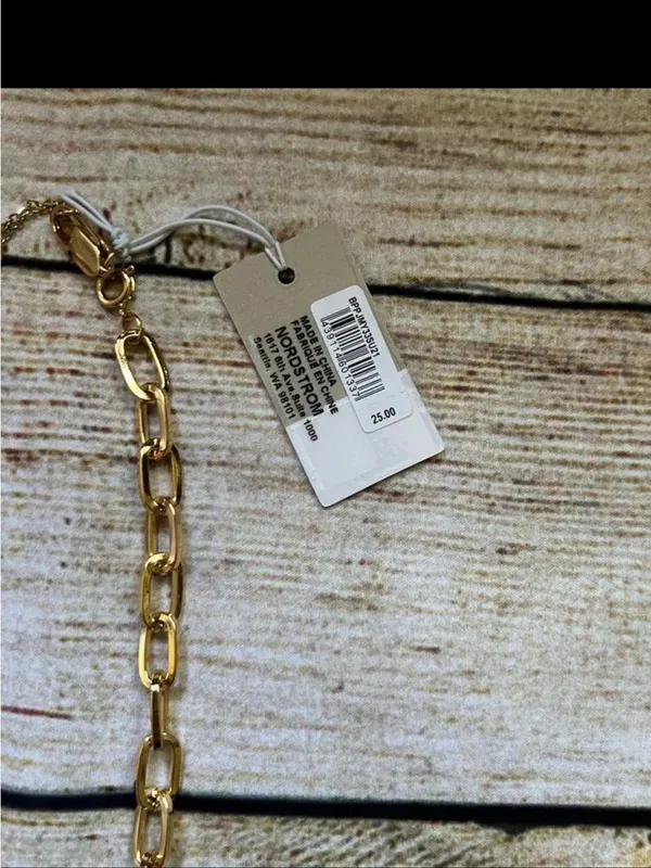 Gold Link Chain Necklace with Heart Pendant - Women Jewelry - Image 3
