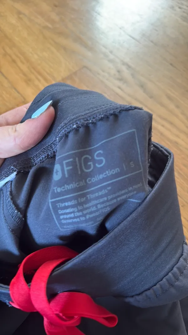 FIGS Scrub Jogger Pants - Image 2