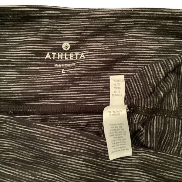 Athleta Power Up Slit back Leggings - Image 5