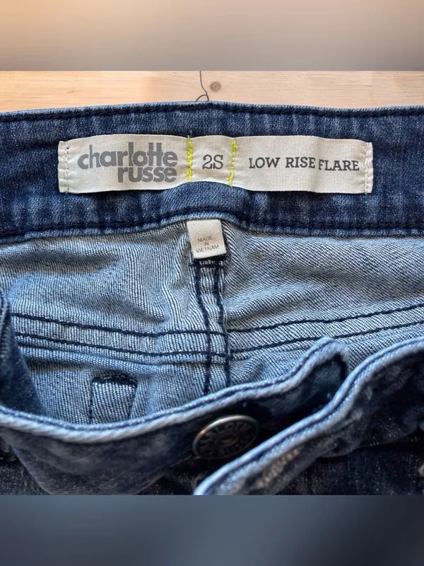 Charlotte Russe Low Rise Flare Jeans Y2K Dark Wash Size 2S - Image 6