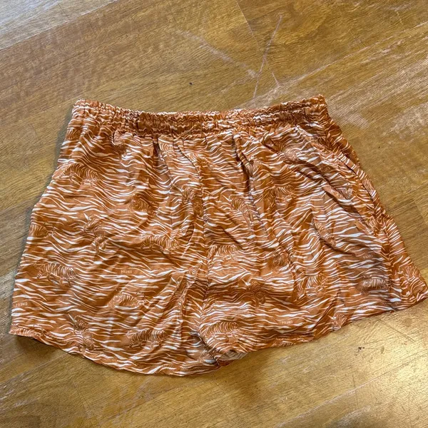 Chic Zebra Print Women's Athletic Shorts Brown - Image 3