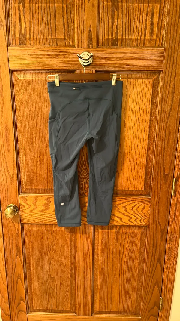 Lululemon Leggings Crop - Image 5