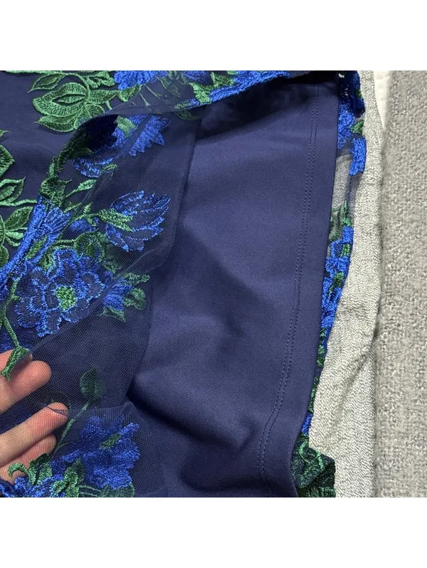 💕NWOT Leslie Fay Navy Dress Blue Floral Embroidered Bell Sleeve Sheath Sheer - Image 5