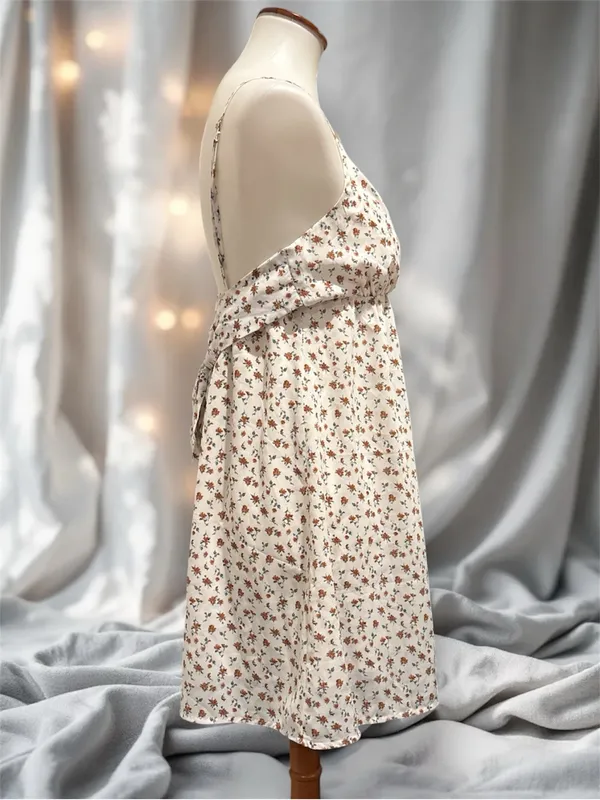 Princess Polly Cream Floral V-Neck Back Tie Mini Dress US 4 - Image 2