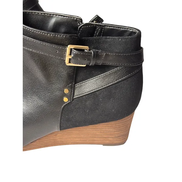 Dr Scholls Memory Foam Wedge Ankle Boots 9.5W Black Buckle Strap Double Bootie - Image 5