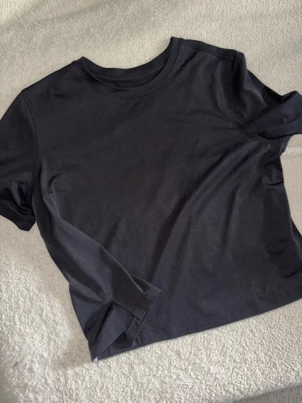 Lululemon Ultralight Waist-Length T-Shirt - Image 3