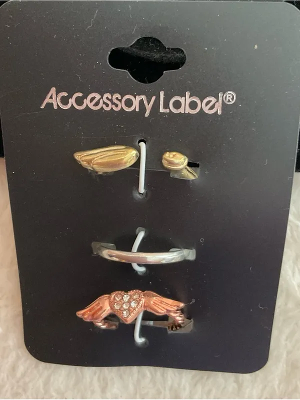 Accessory Label Mixed Metal Ring Set — Gold, Rose Gold, Silver - Image 3