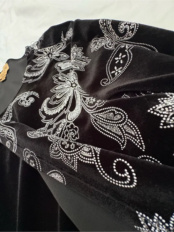Notations Petite PXL Black Velvet Silver Paisley Floral Shimmer Cardigan - Image 3