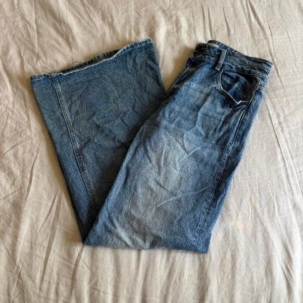 Petra153 Vintage High Waisted Stretch Wide Leg Jeans Size 29 - Image 2