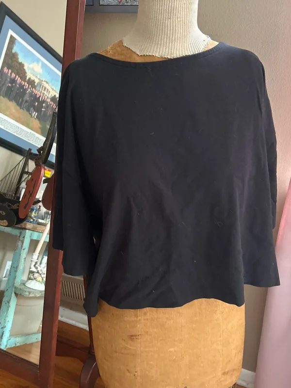 GAP Black Cropped Tie-Hem Oversized Tee | Size Large - Boho Festival - Image 8