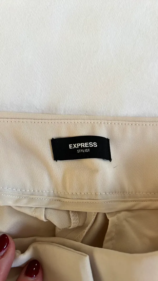 Express Tan Shorts - Image 5