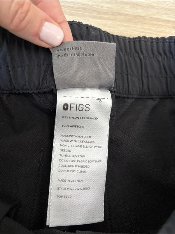 Figs Pro Slim Scrub Pants Women Size Small in Black - Image 7