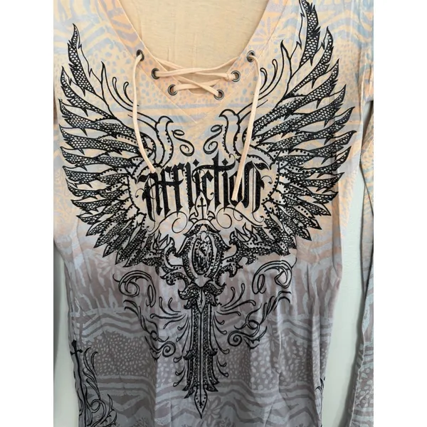 Affliction Nicolette L/S Rhinestone Cross & Wings T-Shirt Women's Size‎ Small - Image 9