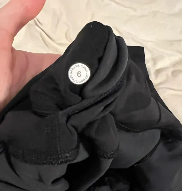 Lululemon Camo leggings  - Image 3
