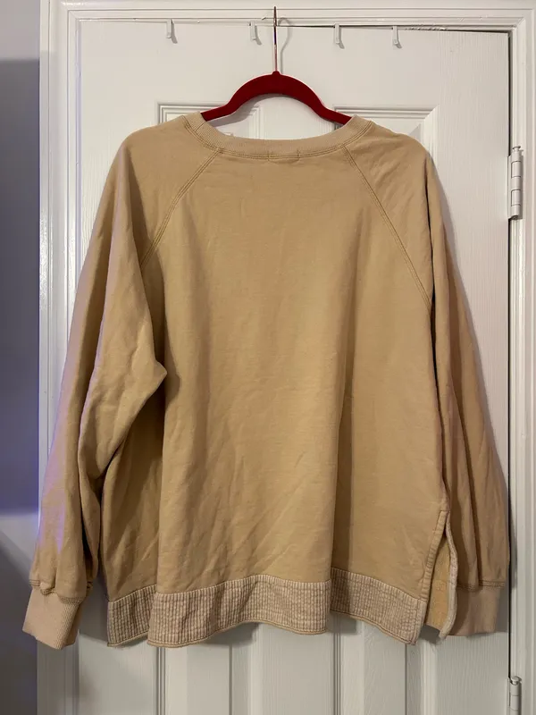 Easel Oversized Top - Image 2