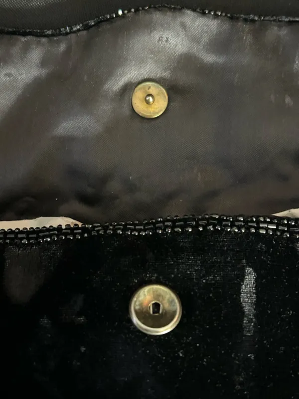 Walborg Handmade Black Beaded Velvet Foldover Clutch - Image 9