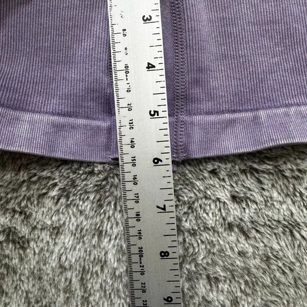 Fabletics Sync Seamless High Waisted Shorts Women's Small Purple - Image 4