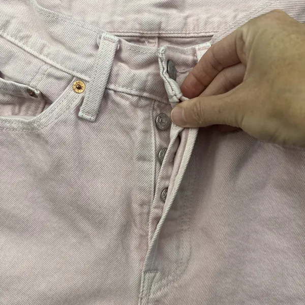 Levi's 501 Original Fit Jeans Pink Button Fly Straight Leg Women's 26 x 30 - Image 3