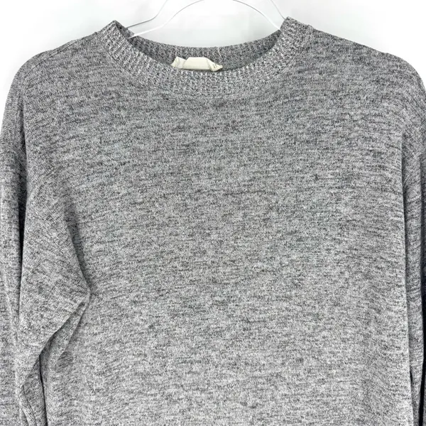 Double Zero Cozy Gray Knit Sweater Size‎ Large - Image 2