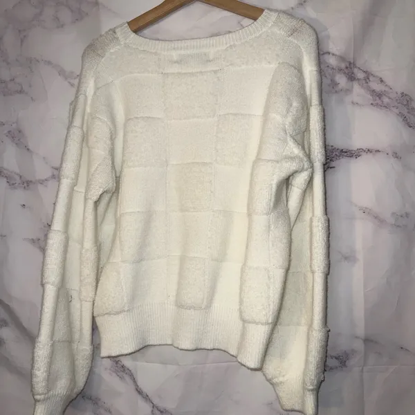 Vintage Havana Textured Check Knit Sweater - Image 2