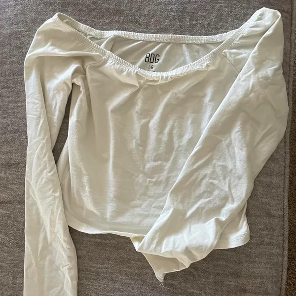 Urban Outfitters White Off-The-Shoulder Top - Image 3