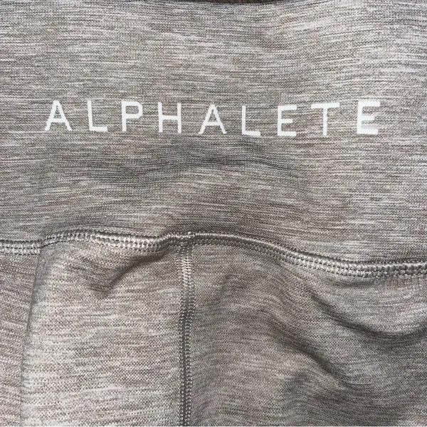 Alphalete compression leggings - Image 2
