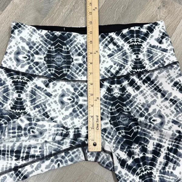 Victoria’s Secret Sport Tie Dye‎ Crop High Waist Leggings Black White Large - Image 11
