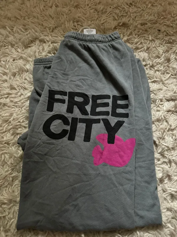 Sweatpants - Image 4