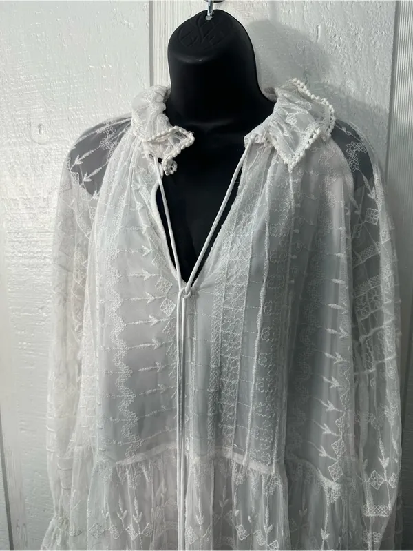 Zara White Lace Overlay Dress Size Small EUC - Image 6
