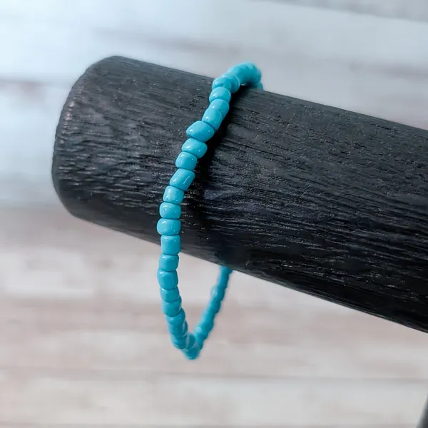 Vintage Stretch Bracelet - Image 2